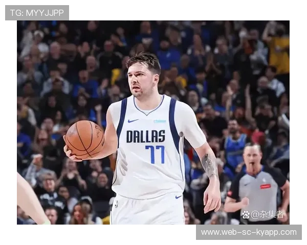 东契奇关键篮下得分，独行侠迅速反击，完美展现团队实力